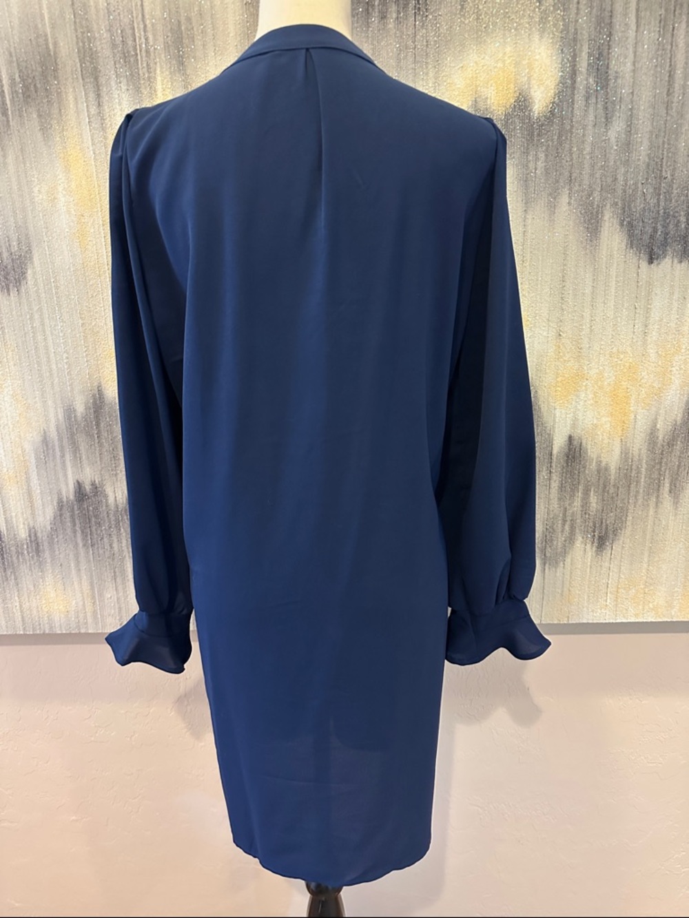 Classic Navy Long-Sleeve V-Neck Shift Dress - Picture 2 of 2